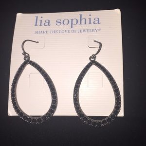 Lia Sophia Teardrop earrings